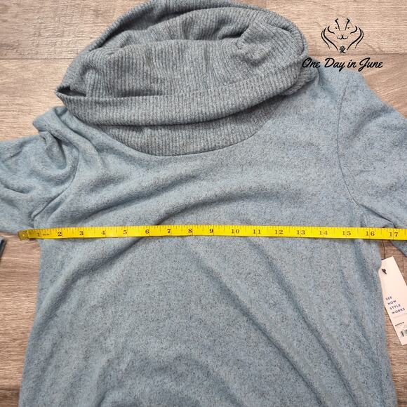 Apt. 9 Petite Super Soft Pull Over Cowl Neck Sweater Size PM - Picture 3 of 5